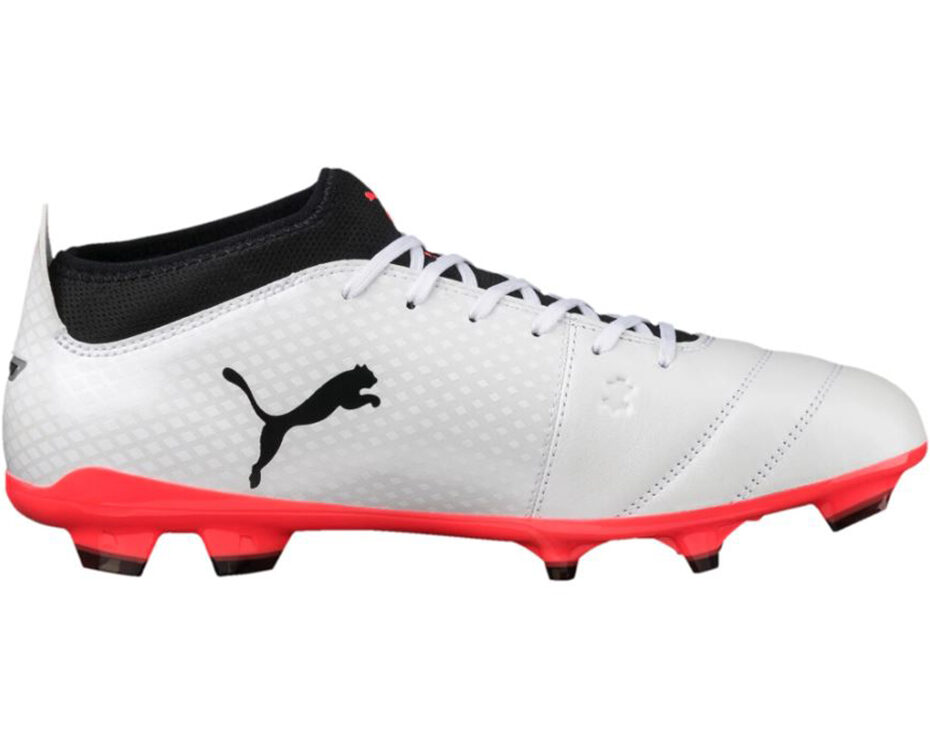 Buty piłkarskie Puma One 17.3 FG 104074 01