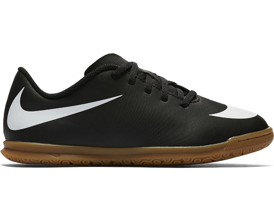 Buty piłkarskie Nike Bravatax II IC JR 844438 001