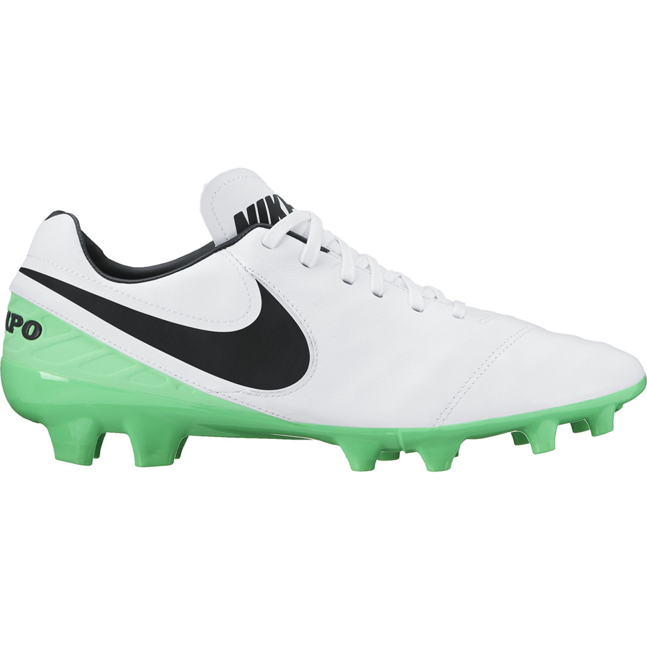 Buty piłkarskie Nike Tiempo Mystic V FG 819236 103