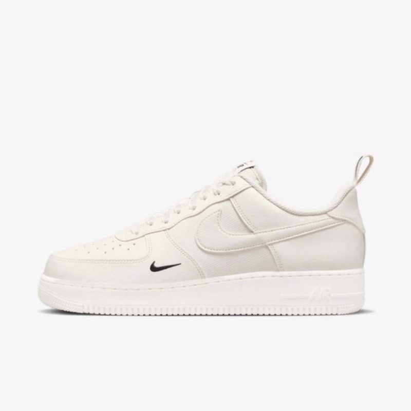 Buty Nike Air Force 1 '07 Low Biały, czarny FZ4625-100