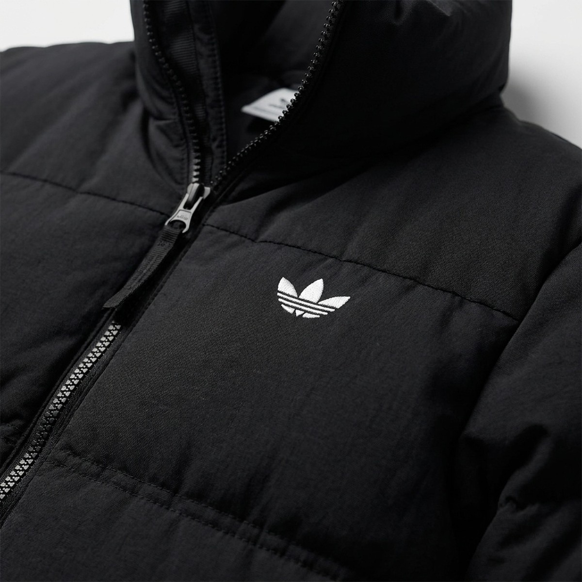 Kurtka damska adidas Adicolor Short Padded Jacket Black czarna KC2659