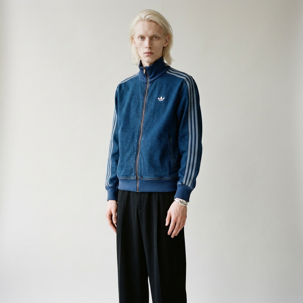 Kurtka męska adidas Firebird Track Top Denim Blue niebiesko-granatowa KD1517