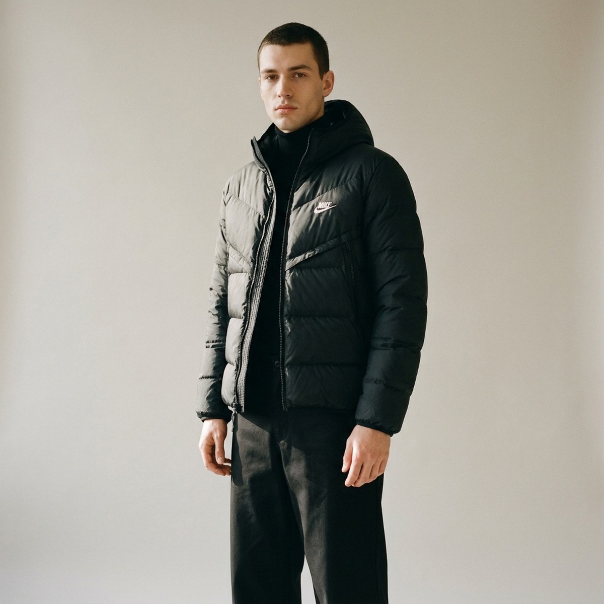 Kurtka męska Nike Sportswear Down-Fill Windrunner czarna CU4403-010
