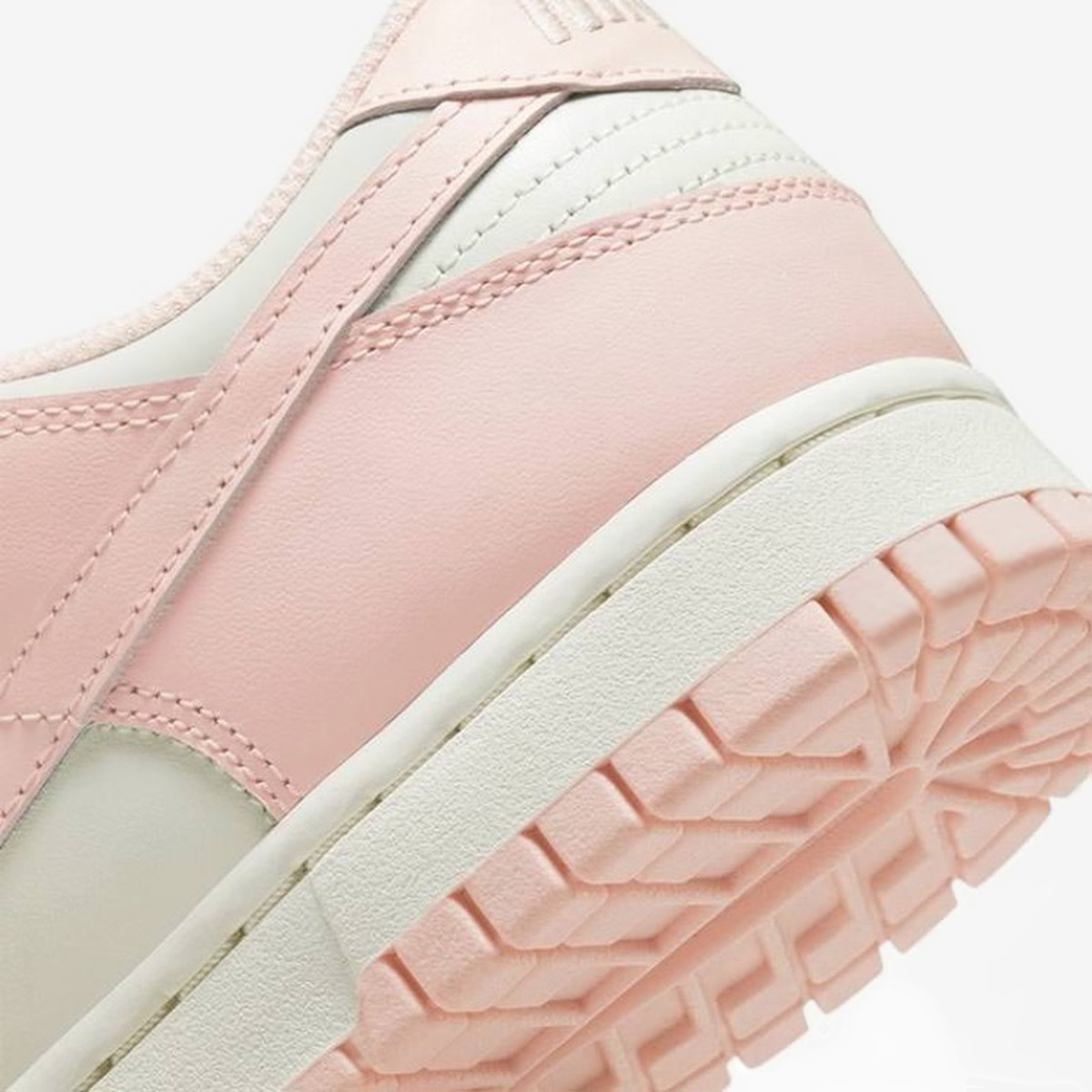 Buty Nike Dunk Low Retro Różowy, biały Pearl DD1503-102