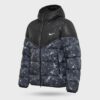Kurtka męska Nike Storm-FIT Windrunner Hooded Puffer Jacket Black Galaxy Print czarno-grafitowa HQ4184-010